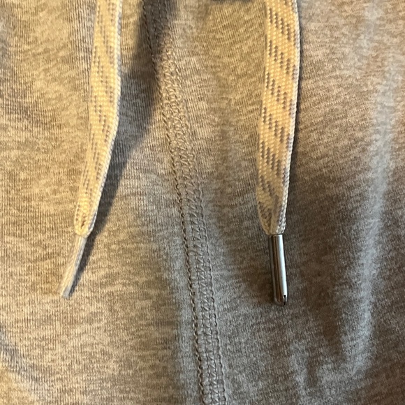 Vuori Performance joggers light gray - Picture 4 of 8